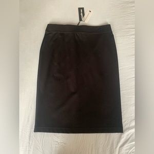 NWT | Karl Lagerfeld | Black Knee Length Pencil Skirt | Size Medium